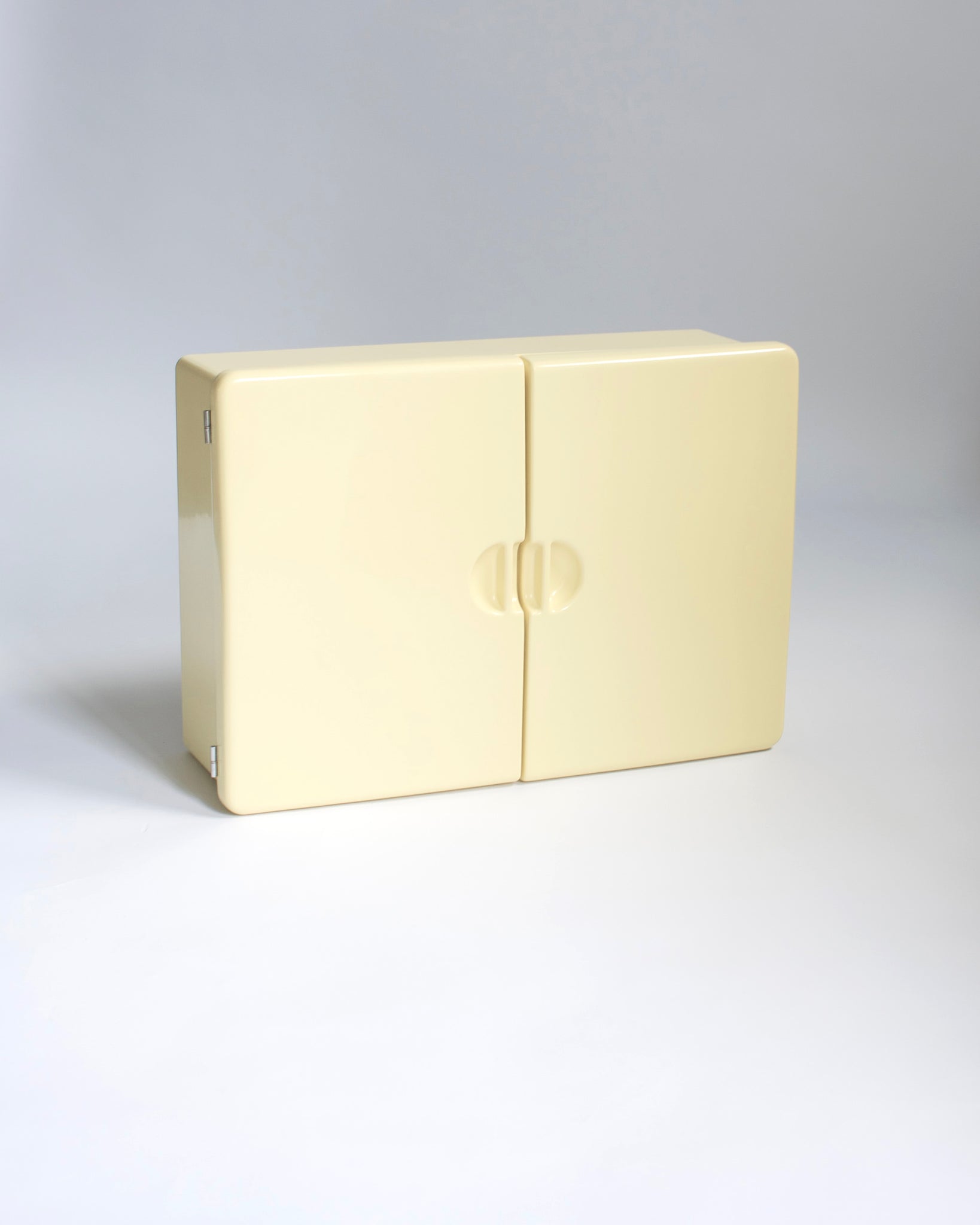 Badezimmerschränkchen, Badschrank, Spluga, CM Torino, pastellgelb, Bakelit, 60er Jahre